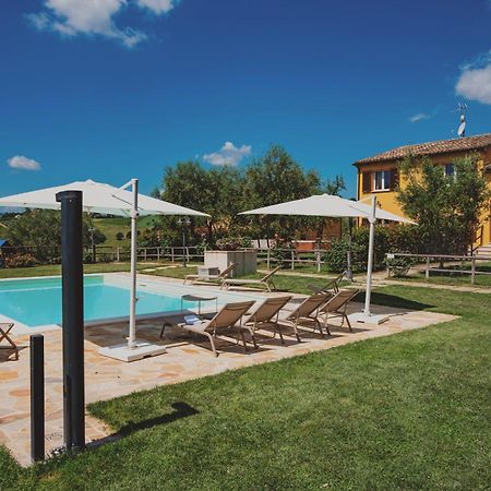 Montenovo Country House Ostra Vetere 外观 照片