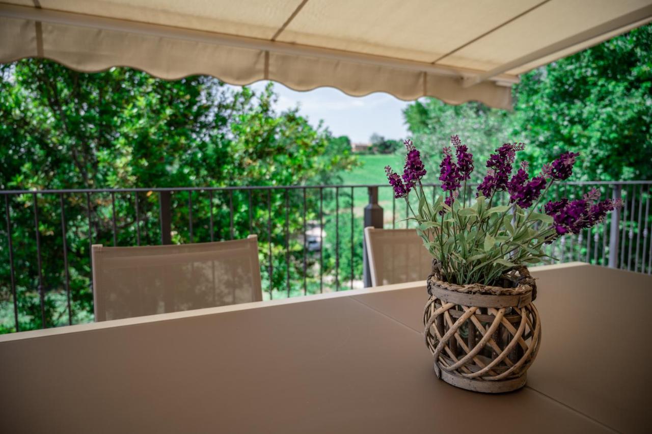 Montenovo Country House Ostra Vetere 外观 照片