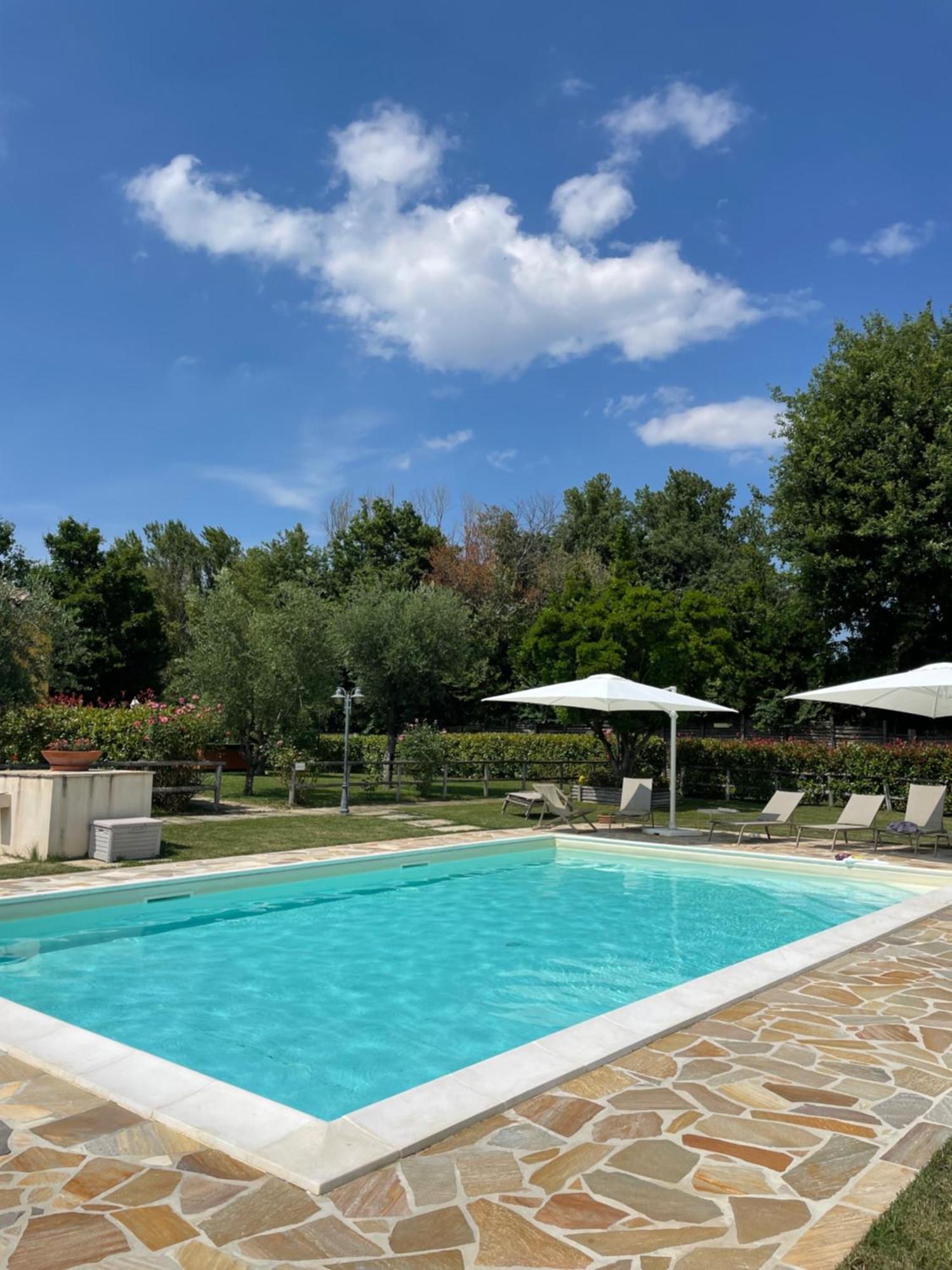 Montenovo Country House Ostra Vetere 外观 照片