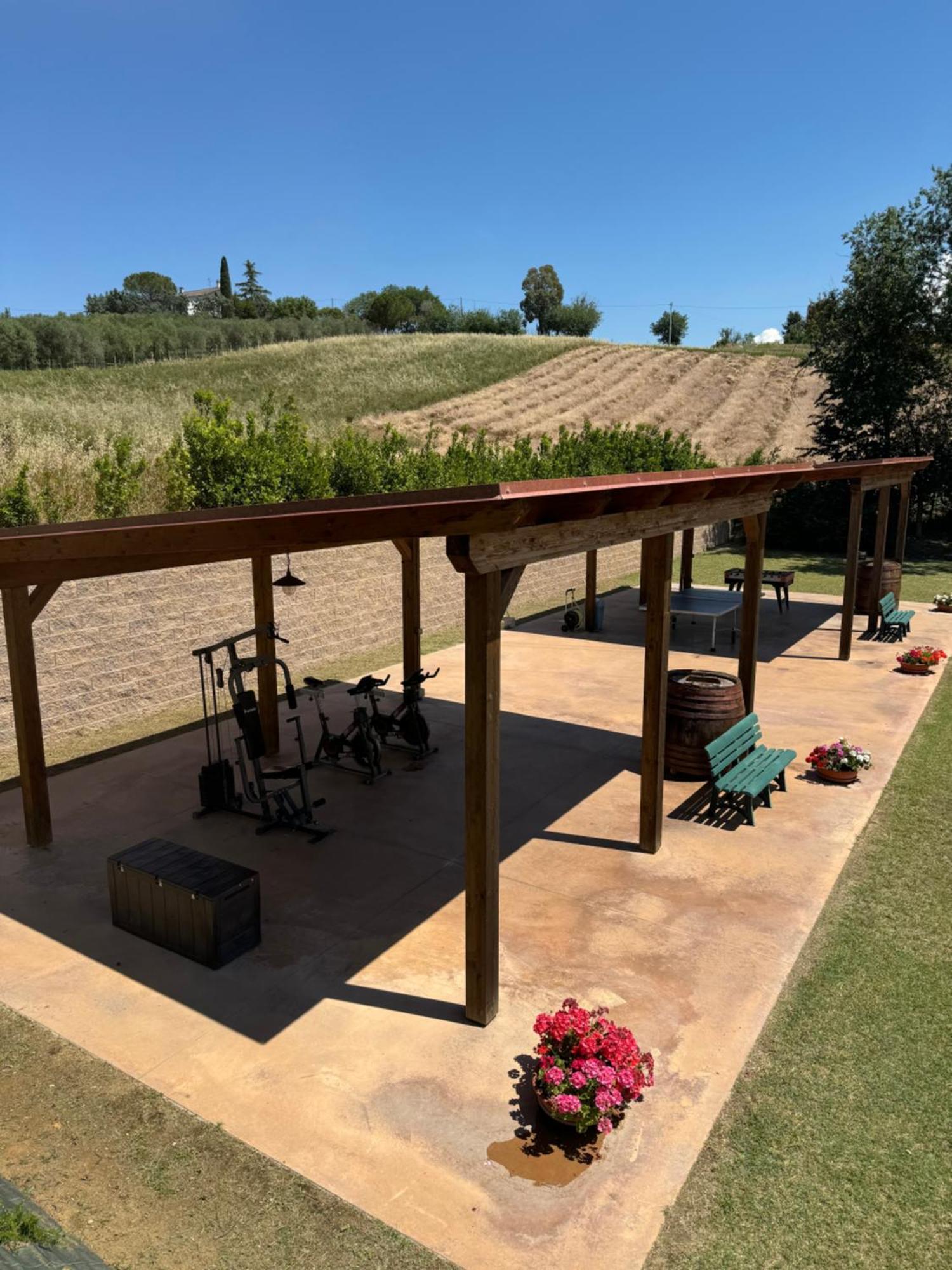 Montenovo Country House Ostra Vetere 外观 照片