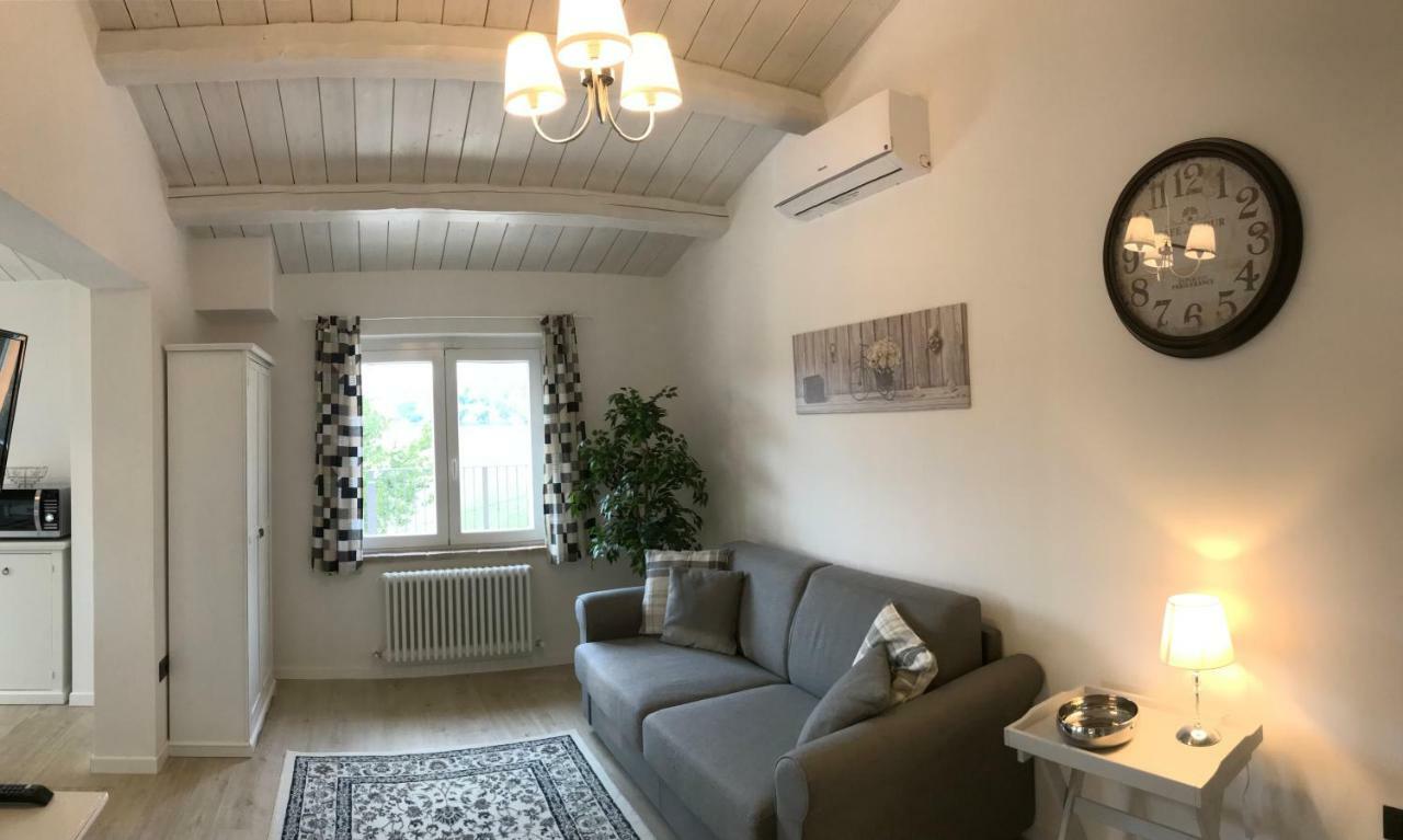 Montenovo Country House Ostra Vetere 外观 照片
